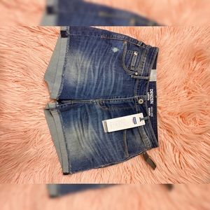 Levi’s Denim shorts